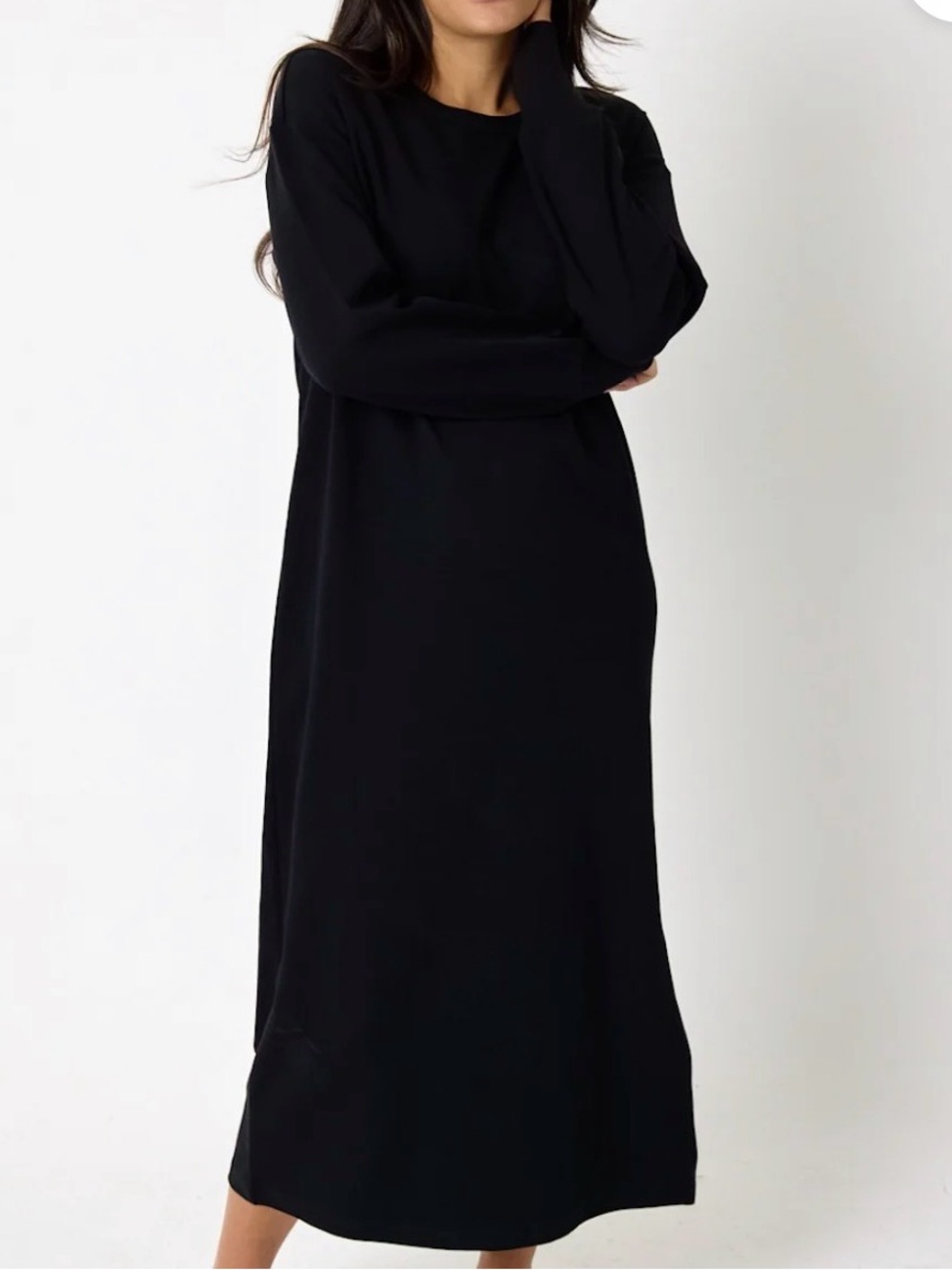 Brand New Olive & Tuesday Black Long Sleeve Midi Ribbed Dress